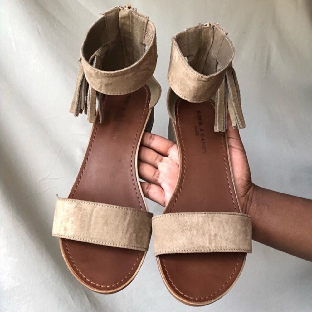 Rock & Candy taupe suede heel with fringe tassels